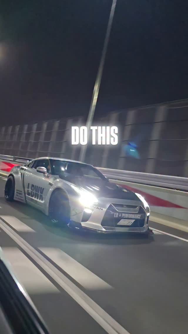 Drive a tuned Japanese car to carmeets in JAPAN with @ichiokutours 

#daikoku #daikokupa #大黒pa #大黒パーキング #r34 #r35 #rx7 #supra #gtr #rwb #ichiokutours #tokyodrift #fastandfurious #supra #r32 #jza80