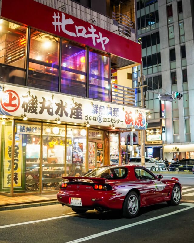 Why go to Daikoku PA as a passenger when you can drive there yourself in this Mazda RX7 FD3S?

#daikoku #daikokupa #大黒pa #大黒パーキング #r34 #r35 #rx7 #supra #gtr #rwb #ichiokutours #tokyodrift #fastandfurious #fd3s