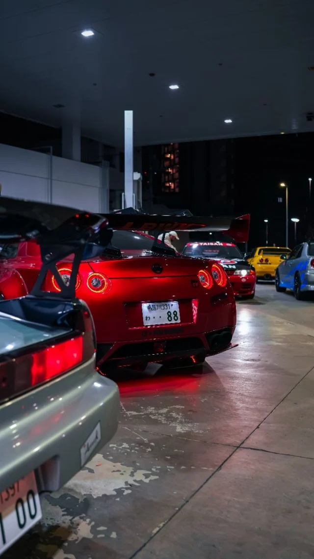 Drive your dream @ichiokutours 

#Daikoku #ichiokutours #GTR #r34 #supra
#jza80 #daikokupa