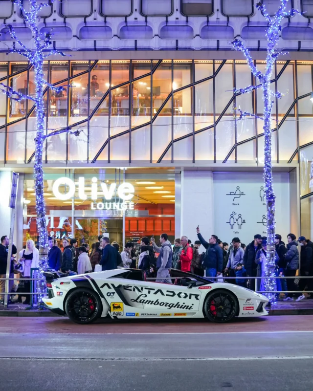 V12. Aventador. Roadster.

#aventador 

#daikoku