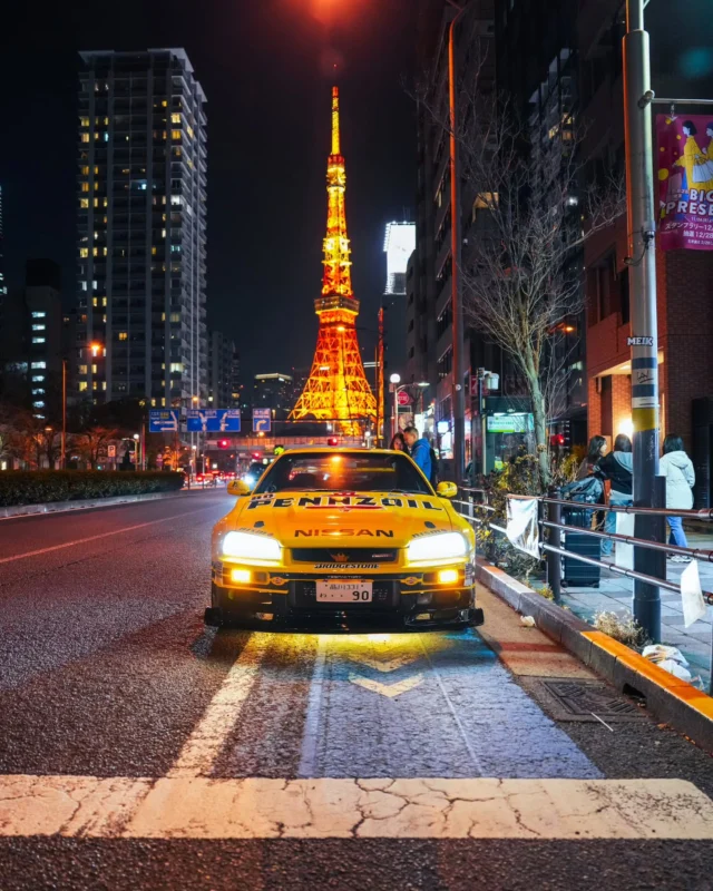 R34 SKYLINE with URAS SUPERWIDE kit.
5 speed manual + single turbo

For details, feel free to check out our homepage.

Tour▶️
https://ichioku.net/

Car rental▶️
https://rent.ichioku.net/vehicles/