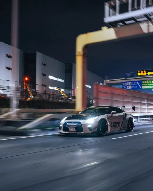 Tonight on the Wangan....

For details, feel free to check out our homepage.

Tour▶️
https://ichioku.net/

Car rental▶️
https://rent.ichioku.net/vehicles/