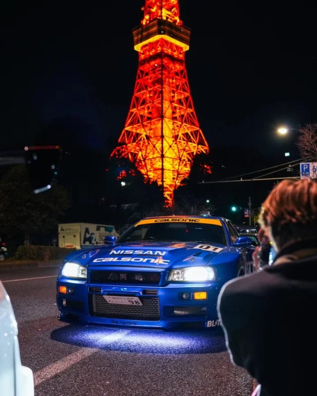 Quick pit stop at Tokyo Tower before hitting the highway.

For details, feel free to check out our homepage.

Tour▶️
https://ichioku.net/

Car rental▶️
https://rent.ichioku.net/vehicles/