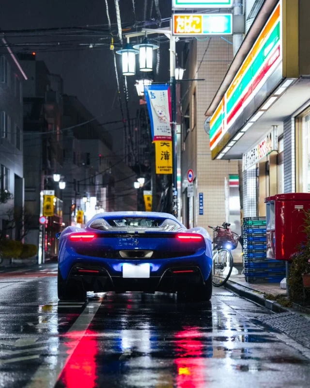 One of the best Ferrari to drive.

Lightweight, effortless, convertible… and brutally quick.

For details, feel free to check out our homepage.

Tour▶️
https://ichioku.net/

Car rental▶️
https://rent.ichioku.net/vehicles/