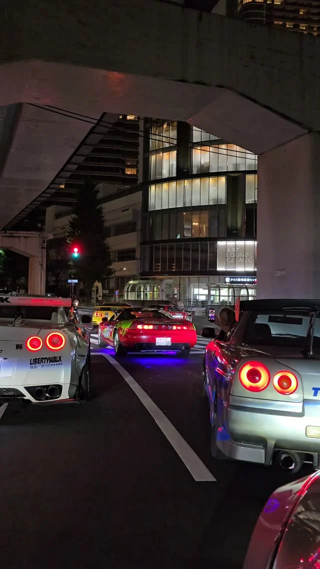 Drive this convoy yourself.

For details, feel free to check out our homepage.

Tour▶️
https://ichioku.net/

Car rental▶️
https://rent.ichioku.net/vehicles/

#gtr #r34 #daikoku
