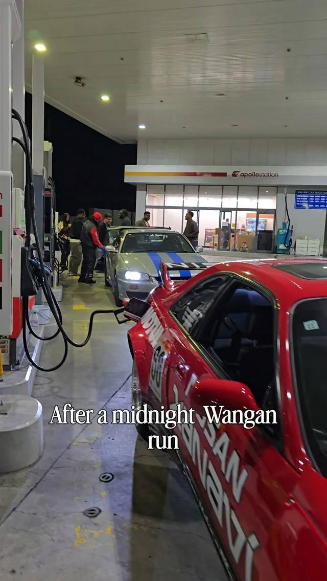 Ending the Midnight Wangan Run with a late-night fuel stop.

For details, send us a DM on Instagram or feel free to check out our homepage.

Tour▶️
https://ichioku.net/

Car rental▶️
https://rent.ichioku.net/vehicles/

#daikoku #jdmrental #daikokupa #wangan