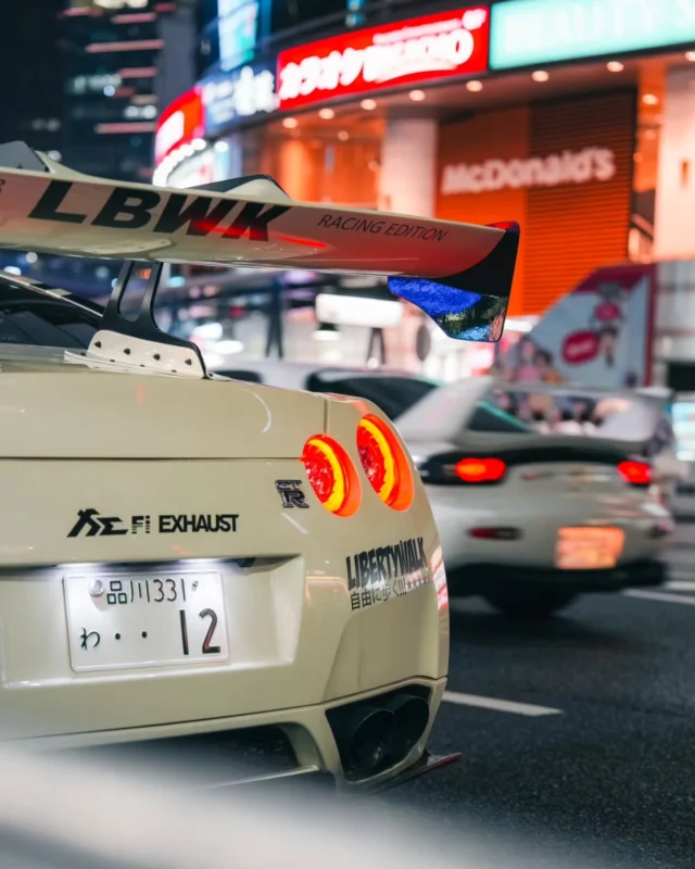 Everyone needs to drive a GT-R at least once in their life. 🇯🇵🔥

And if you’re going to do it, why not do it properly — in Tokyo.
For details, send us a DM on Instagram or feel free to check out our homepage.

Tour▶️
https://ichioku.net/

Car rental▶️
https://rent.ichioku.net/vehicles/